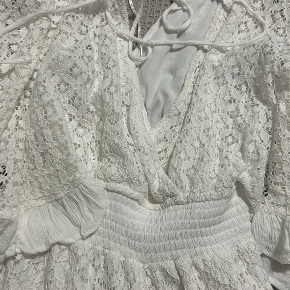 Japer white romper/dress size small - Picture 9 of 9
